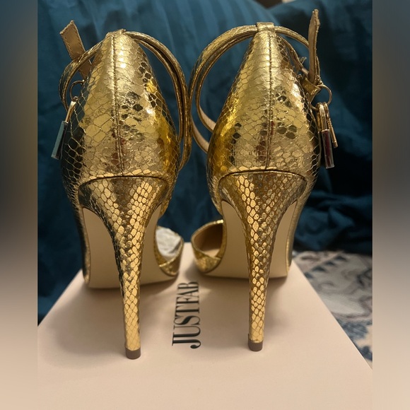 Metallic Gold “Audri” Pumps size 10 - Picture 3 of 5